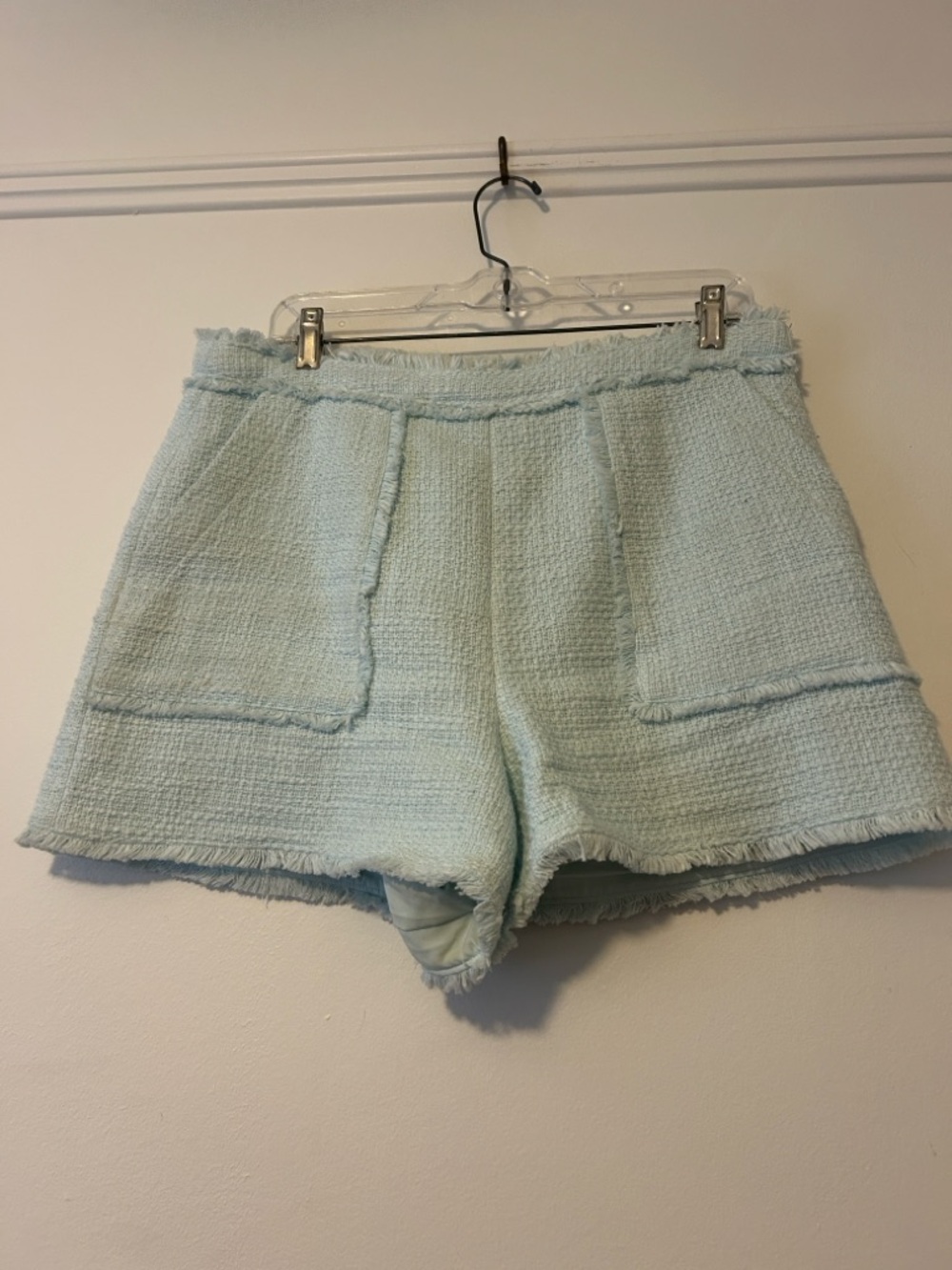 Cinq a Sept - Allen Short, Glacial Blue Textured Women’s Shorts, NWT, Size 10